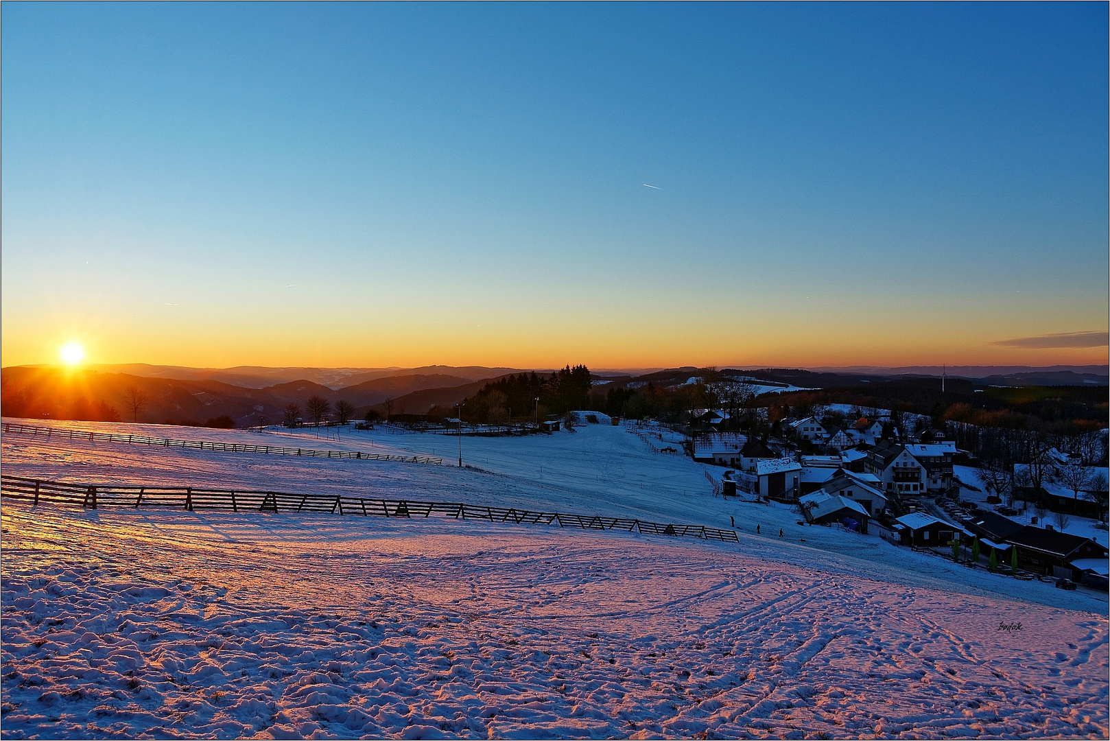 blaue Stunde - Wilde Wiese - Hochsauerland