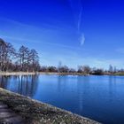 Blauer Himmel - blaues Wasser