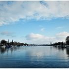 Blauer Himmel im Winter