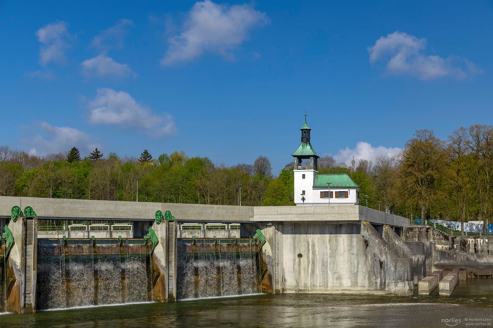 Blauer Himmel über dem Hochablass