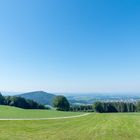 Blauer Himmel über der Sonnenalm