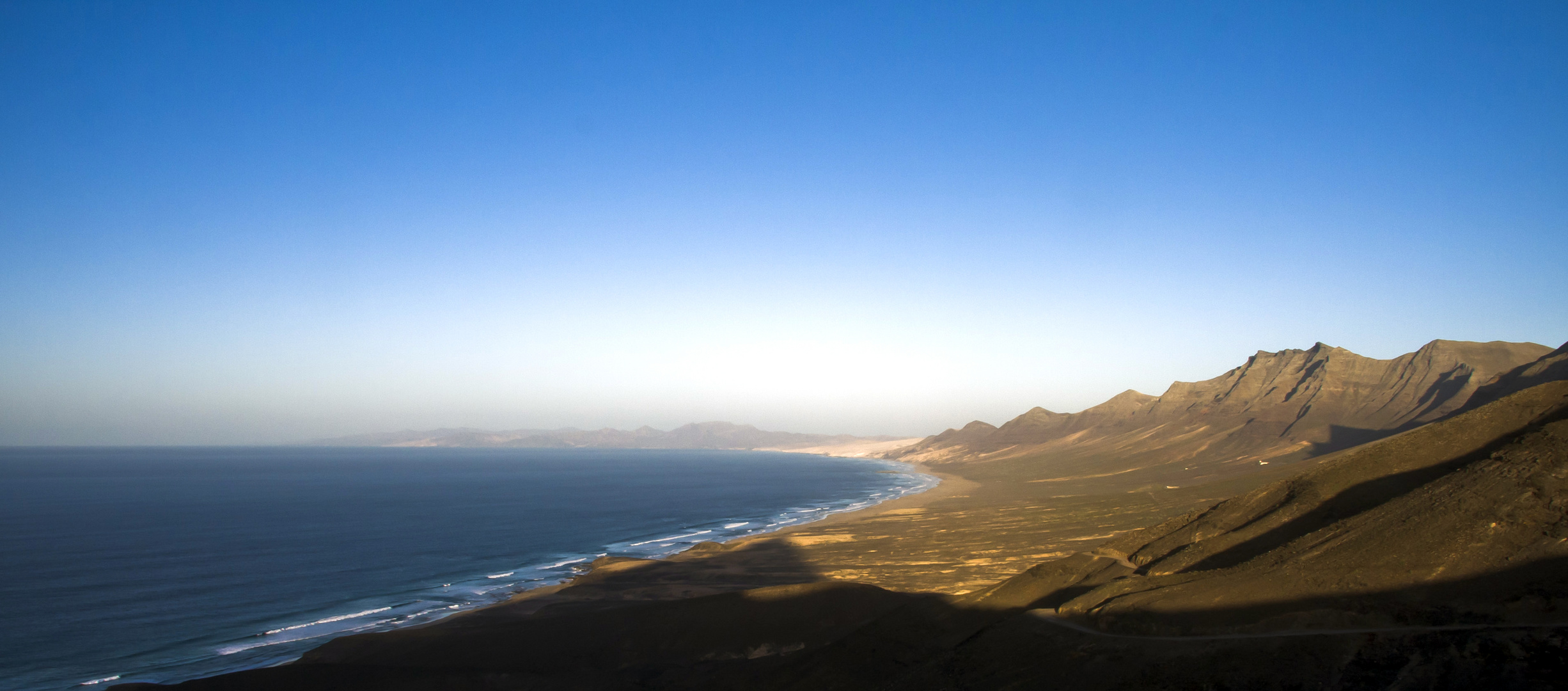 Blauer Himmel über Fuerteventura