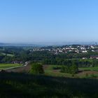 Blauer Himmel über Hauzenberg