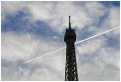 blauer Himmel über Paris...