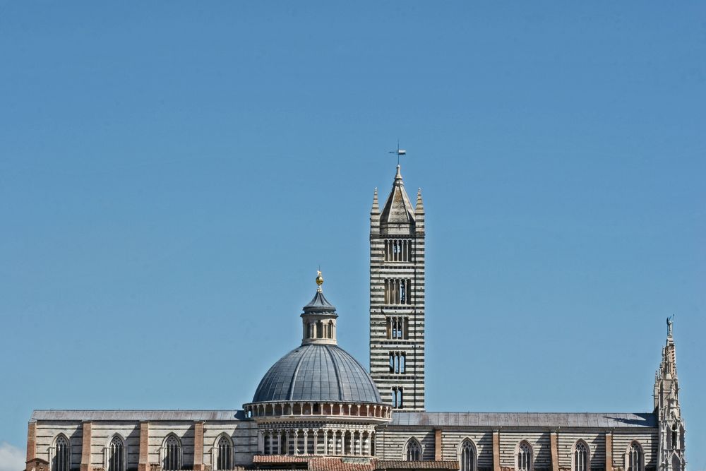 Blauer Himmel überm Dom in Siena