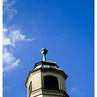 Blauer Himmel überm Schlachthof FFB