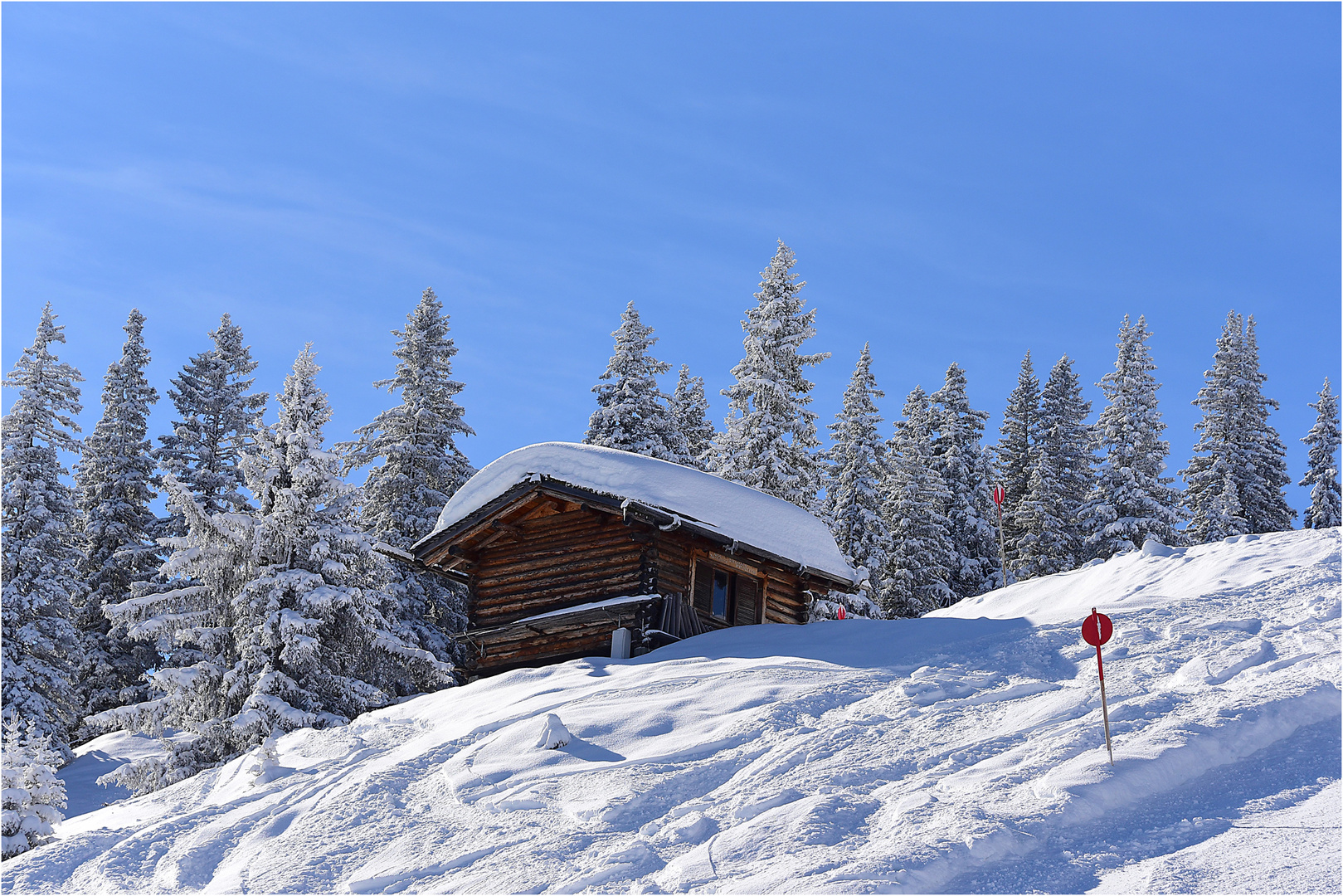 blauer Himmel und Neuschnee - jucheee !