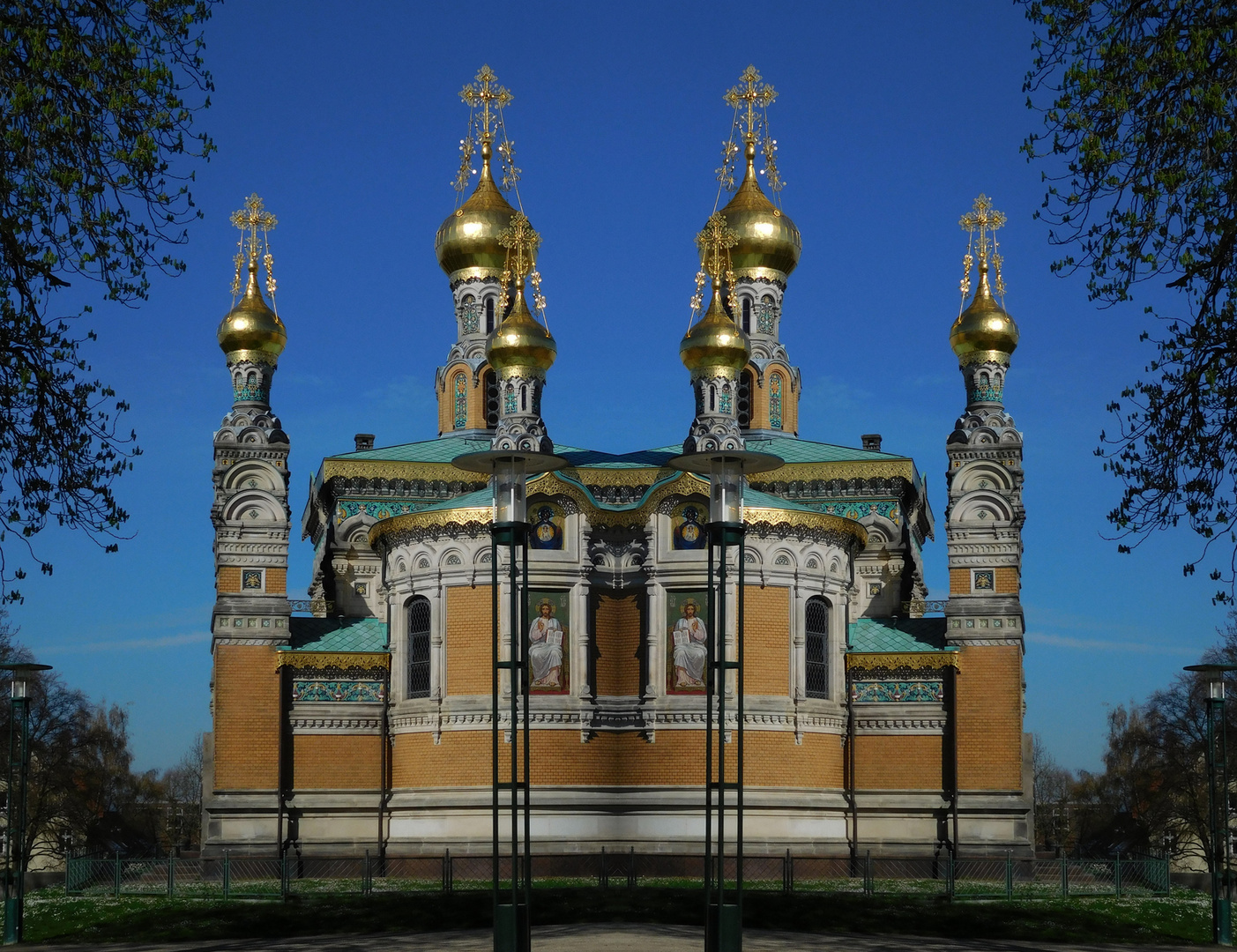 Blauer-Montag---Russische-Kirche-