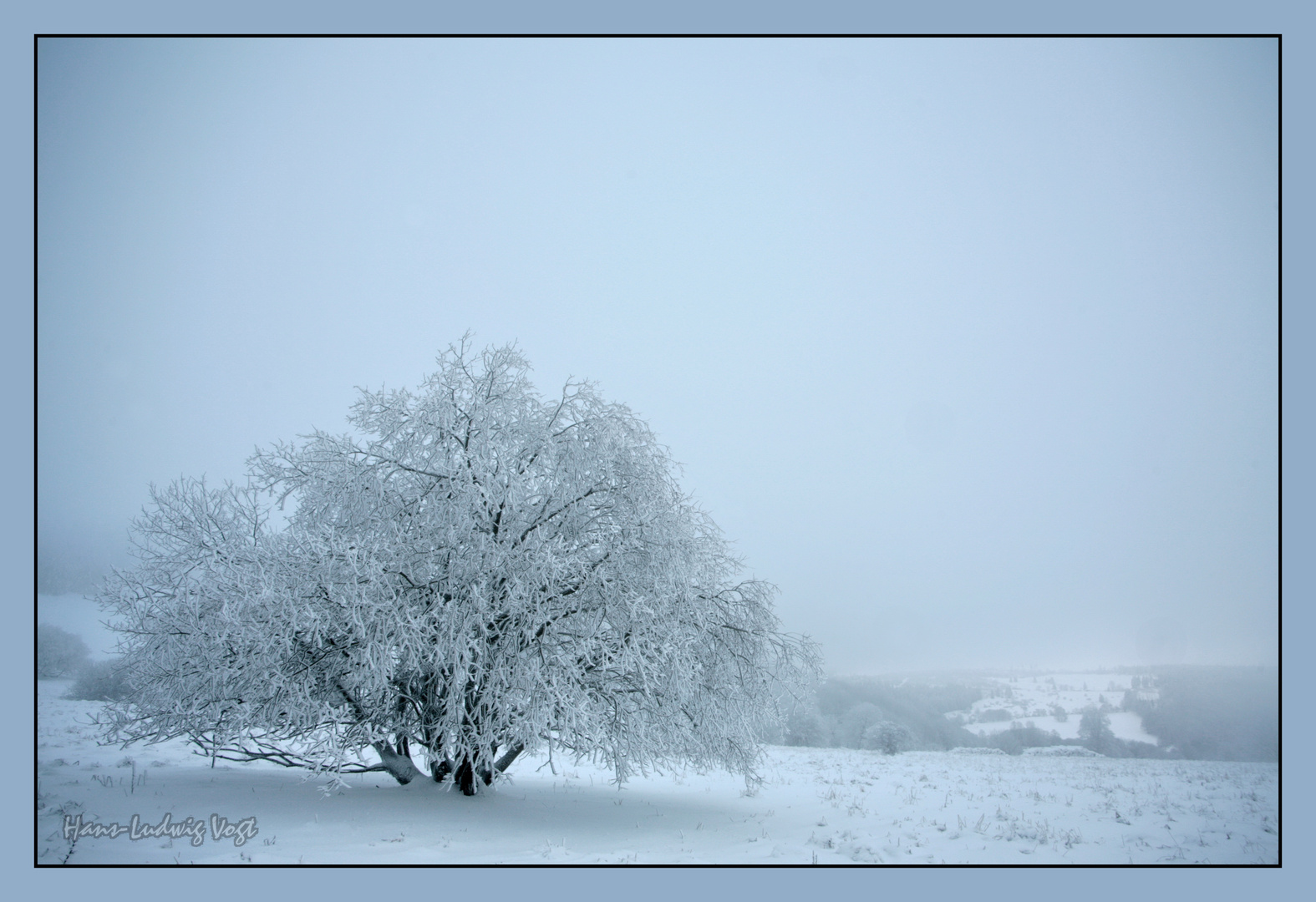 Blauer Nebel