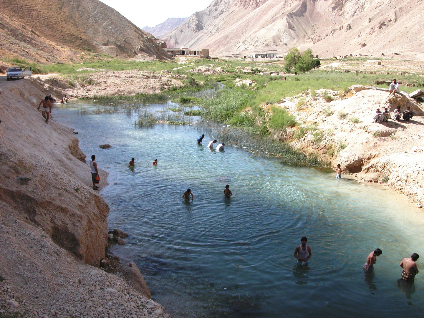 Blauer Wundersee in der Nähe von Mazar-i-Sharif