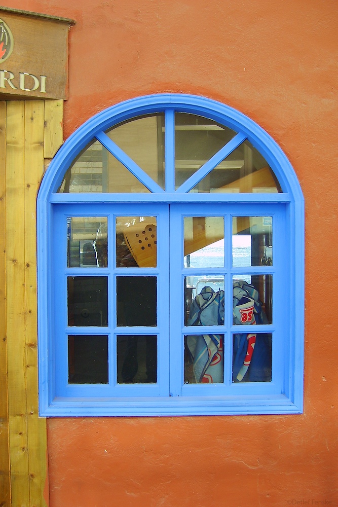 Blaues Fenster