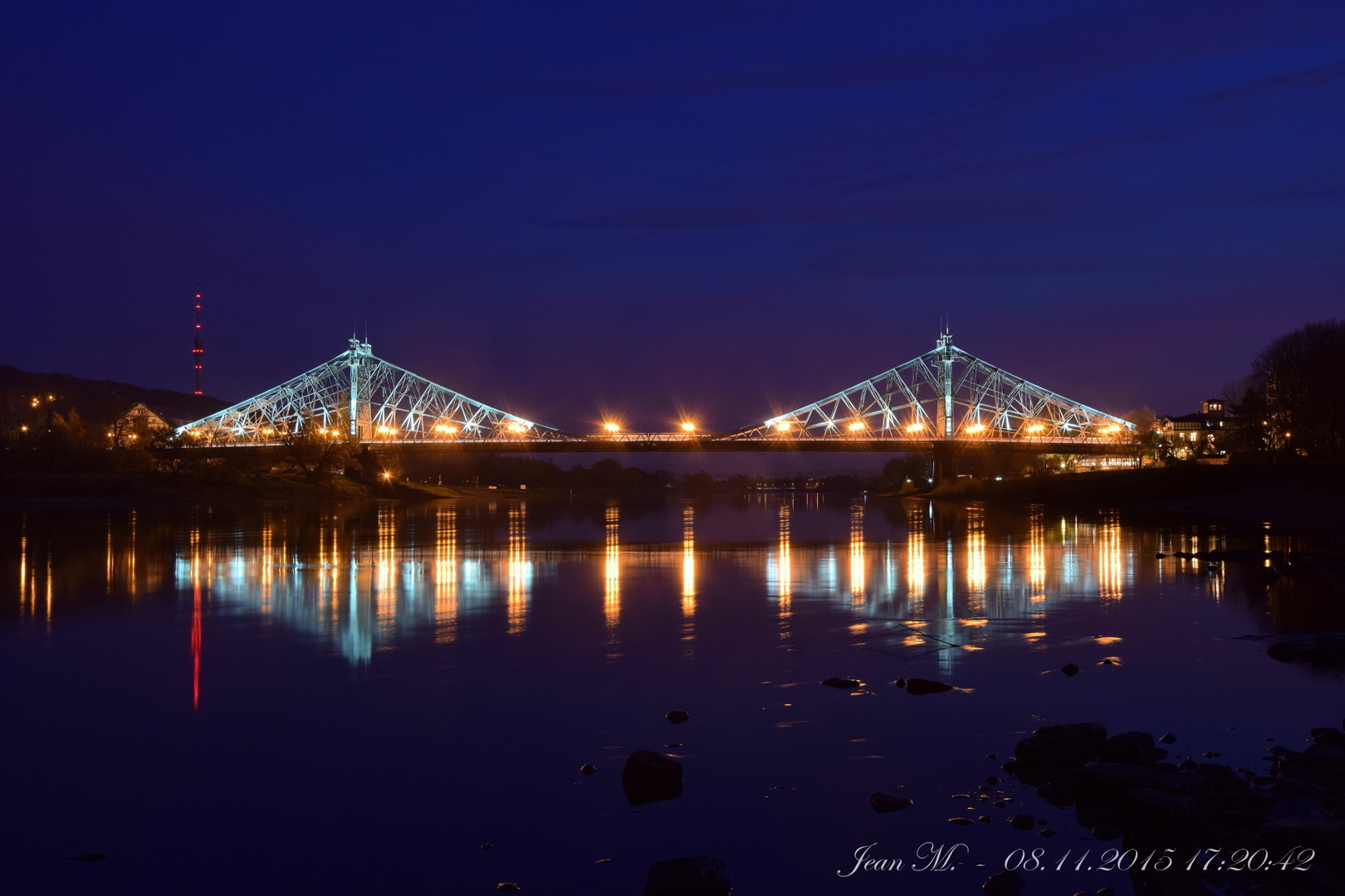 Blaues Wunder - Loschwitzer Brücke in Dresden - 08.11.2015 17:20:42