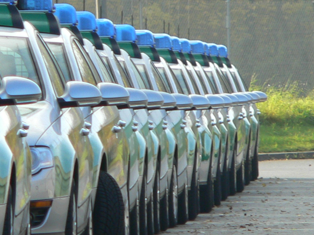 Blaulichtparade von Leasing-Passat B 6 der Polizei NRW (2)