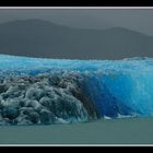 Blautöne im Eisberg, Lago Argentino Nähe Glaciar Uppsala