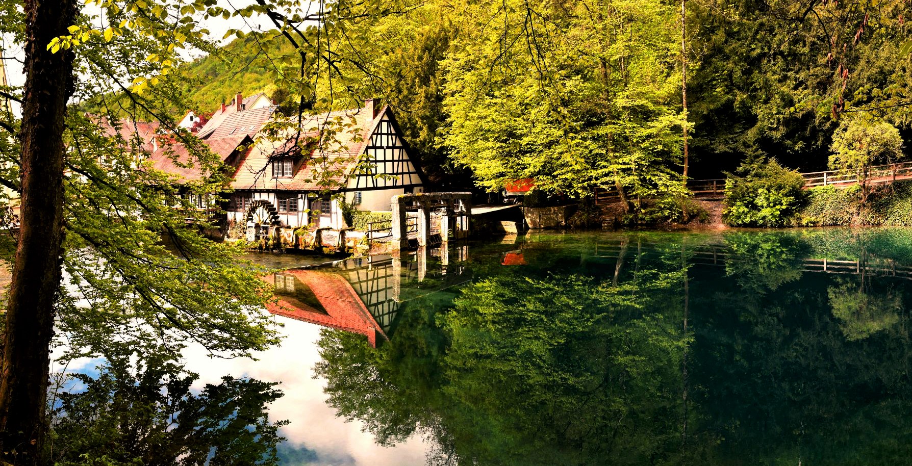 Blautopf bei Blaubeuren