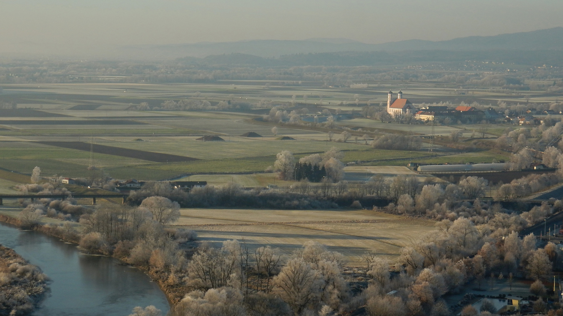 Blck zur Klosterkirche Oberalteich