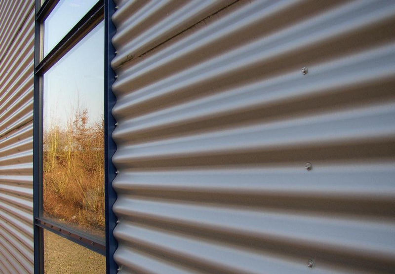 Blechfassade mit Fenster Foto & Bild | architektur, fenster & türen