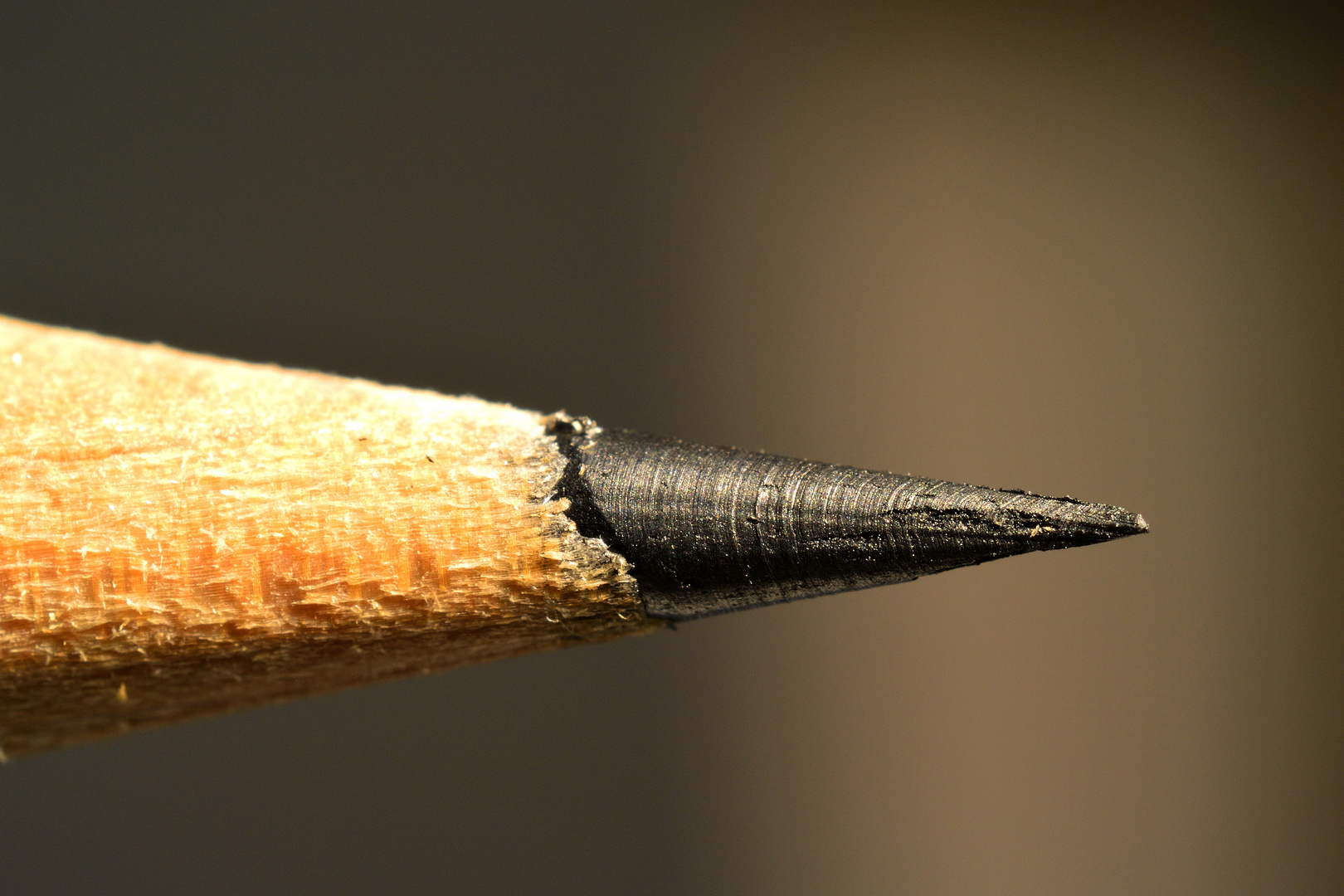 Bleistiftspitze angespitzt