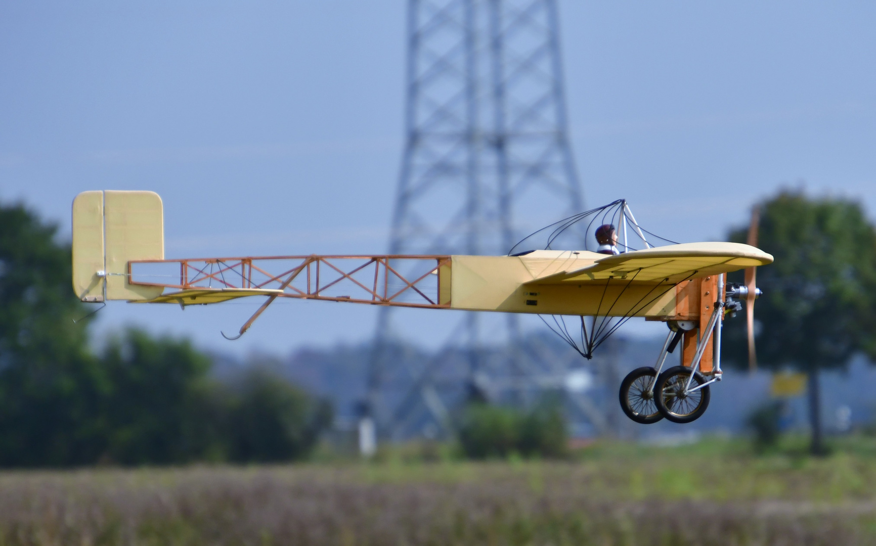 Blériot    ....1909 eine alte Lady