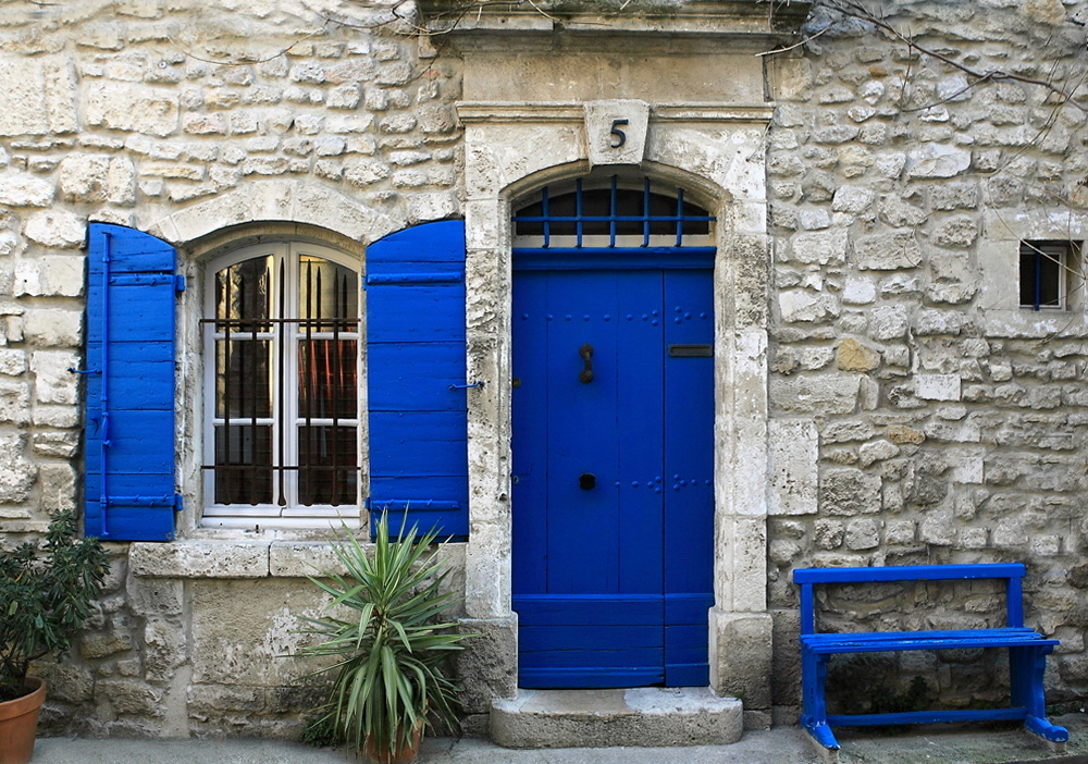 BLeu en Arles