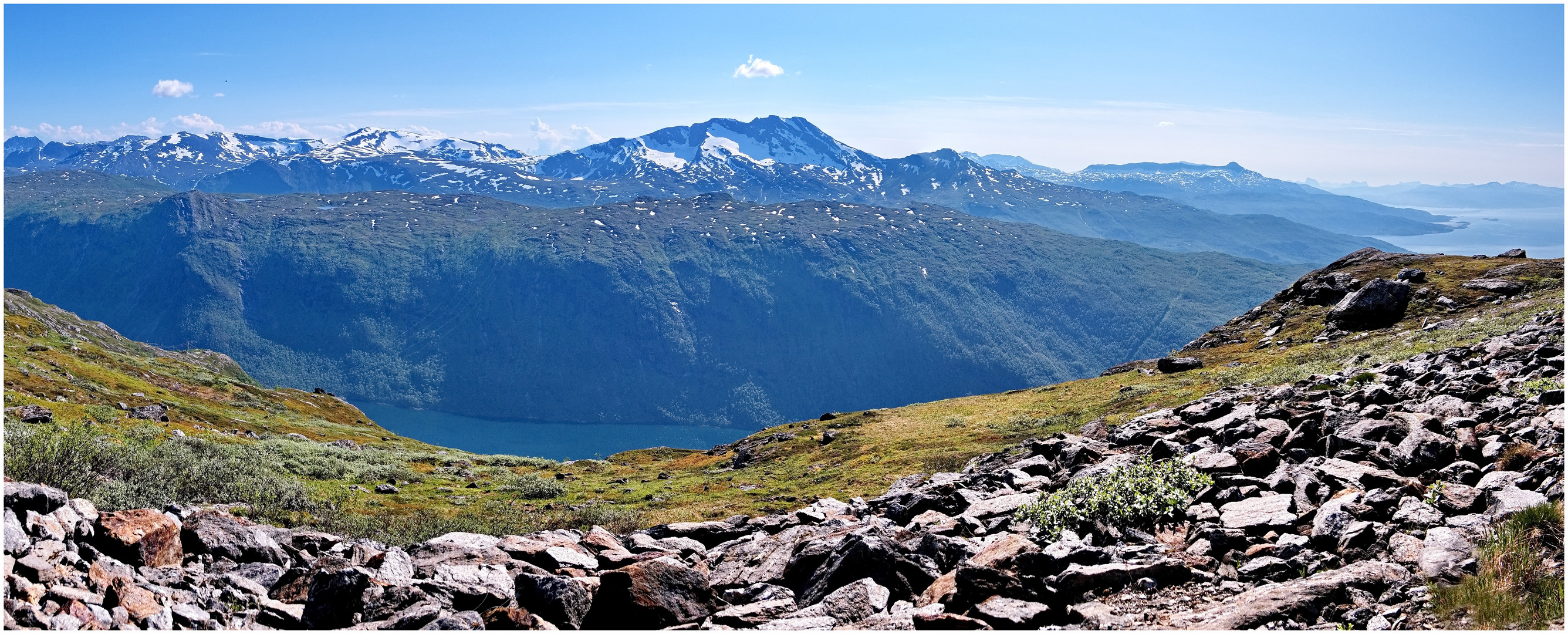 Blick 2023-06-29 vom Narvikfjellet