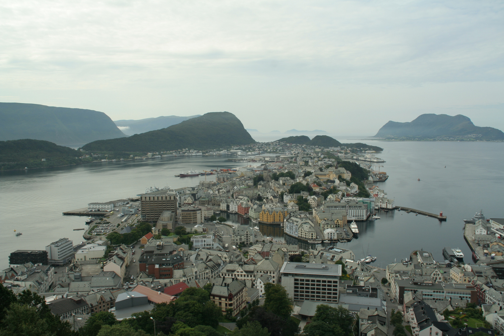 Blick auf Alesund vom Aksla