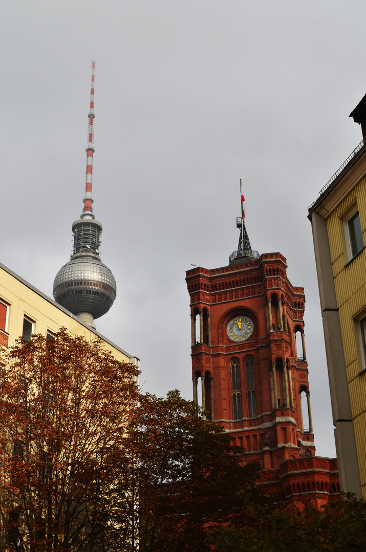 Blick auf Alex und Rotes Rathaus