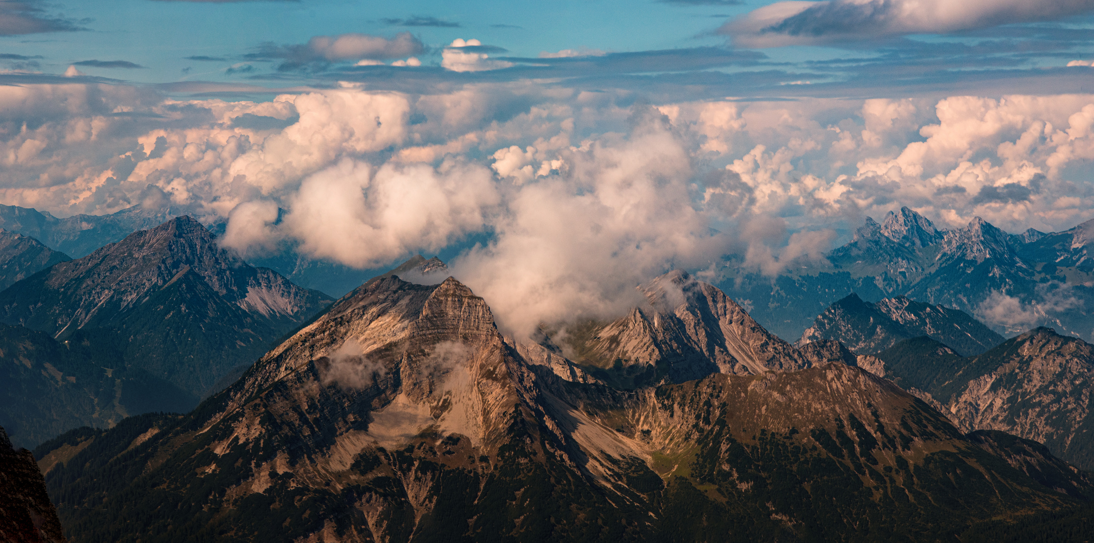 Blick auf Alpen 