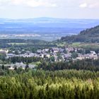 Blick auf Altenberg mit Geisingberg (rechts)…