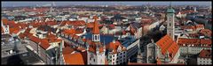 Blick auf Altes Rathaus und Heilig-Geistkirche