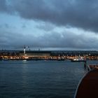 Blick auf Amsterdams Hauptbahnhof