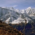 Blick auf Annapurna III (7555m) und Ganggapurna (7455m) von links