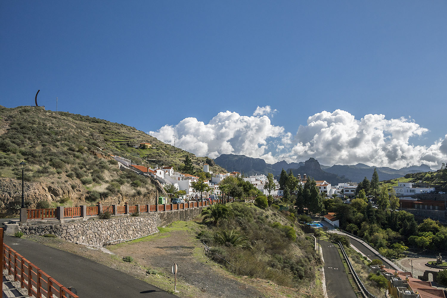 Blick auf Artenara vom Aussichtspunkt La Atalaya - Mirador de la Atalaya, Gran Canaria