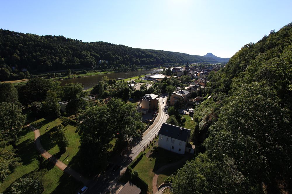 Blick auf Bad Schandau elbabwärts