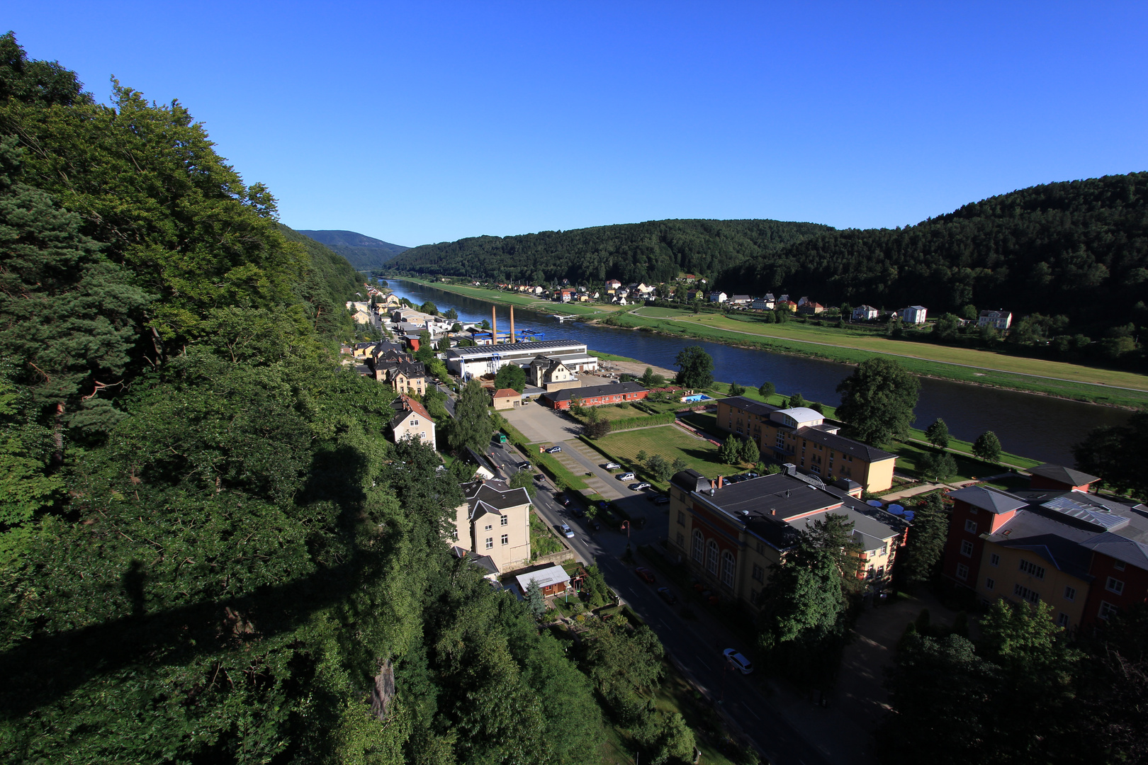 Blick auf Bad Schandau elbaufwärts