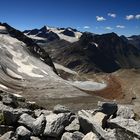 Blick auf Braunschweiger Hütte und Karlesferner