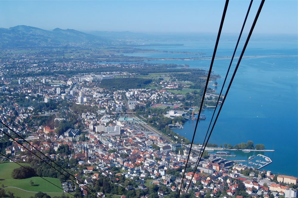 Blick auf Bregenz und den Bodensee…