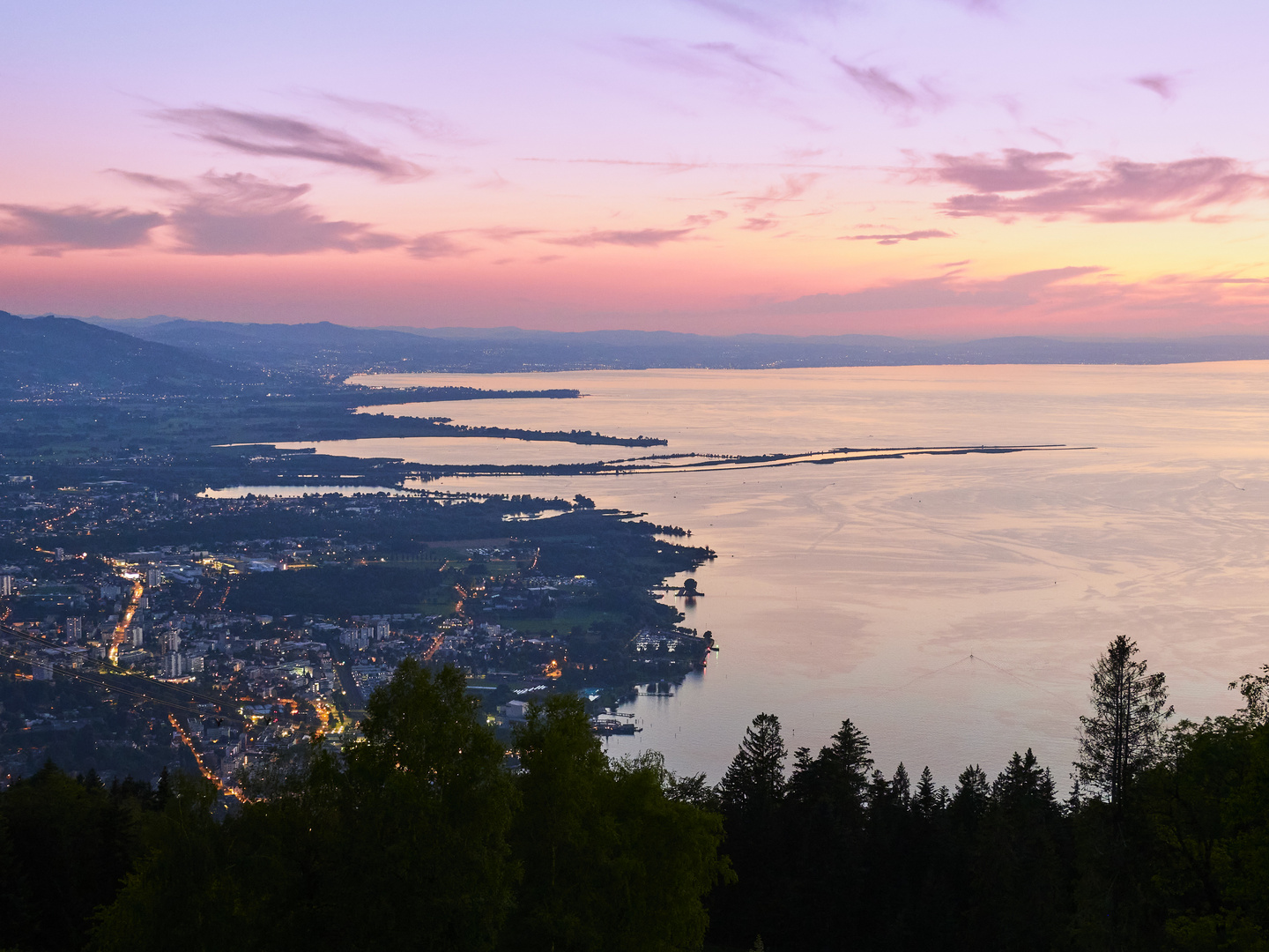 Blick auf Bregenz und den Bodensee