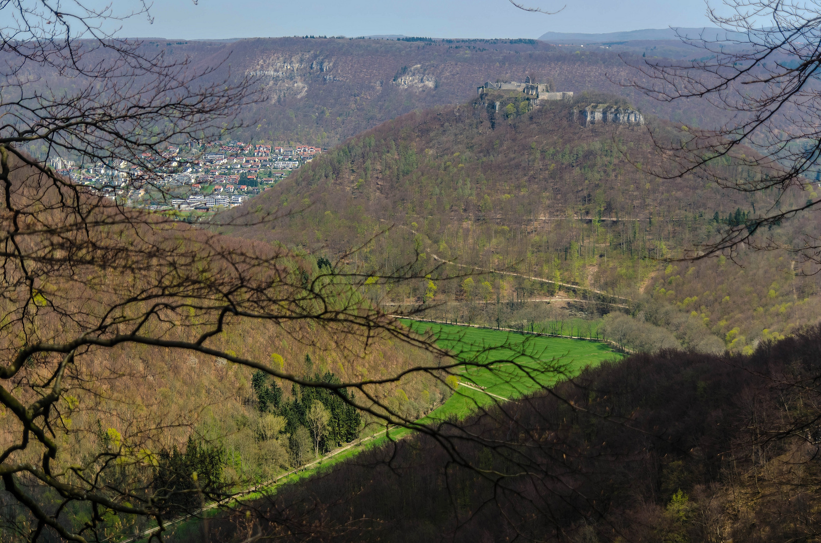 Blick auf Burg Hohenurach