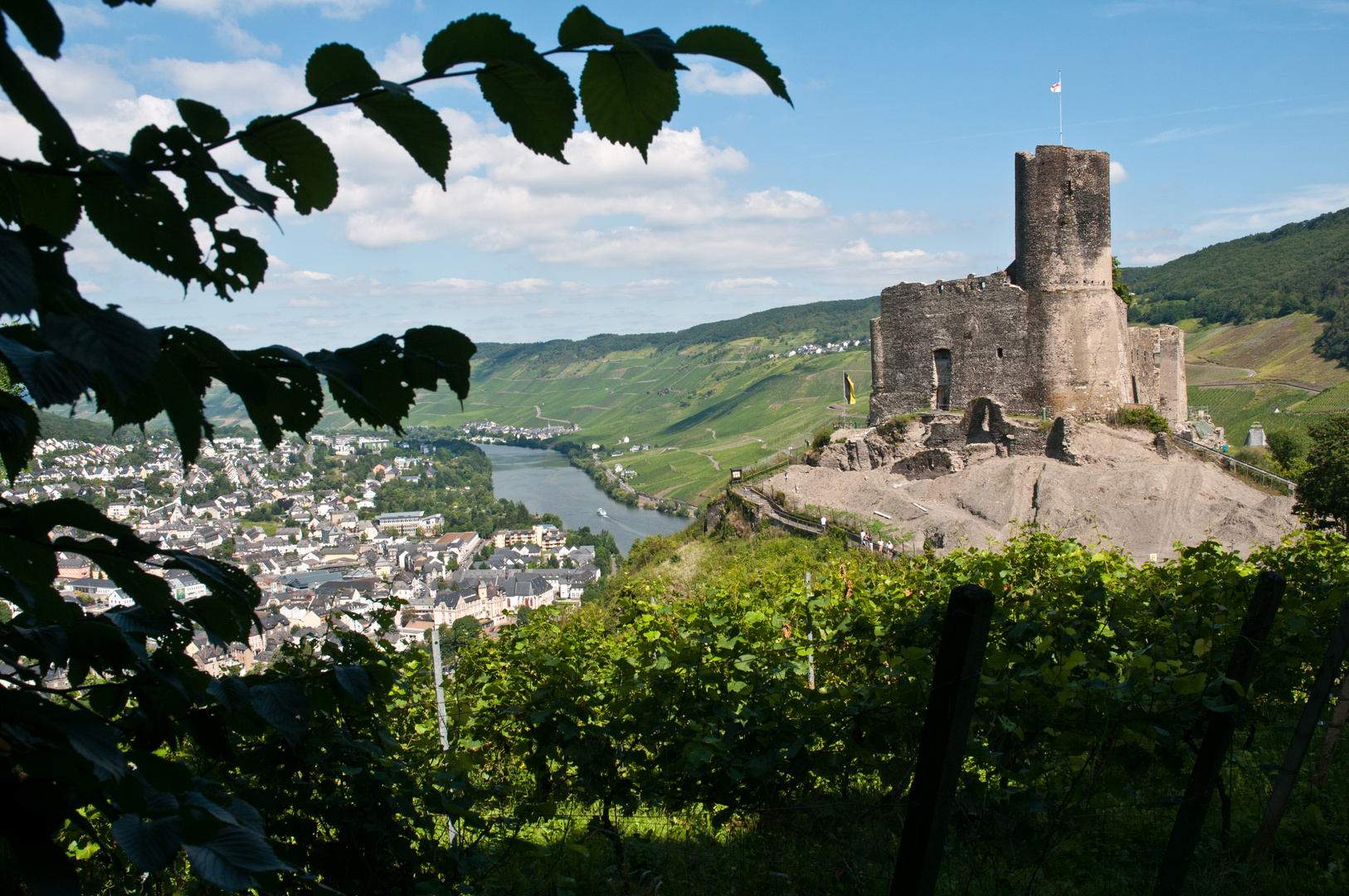 Blick auf Burg Landshut