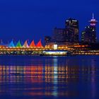 Blick auf Canada Place und Harbour Centre-Hochhaus