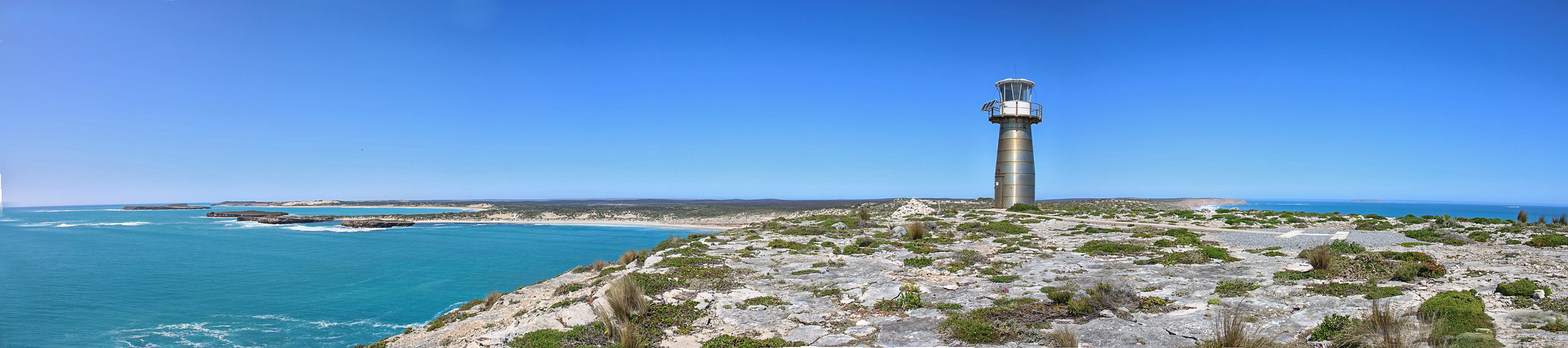 Blick auf Cape Spencer mit seinem Leuchtturm