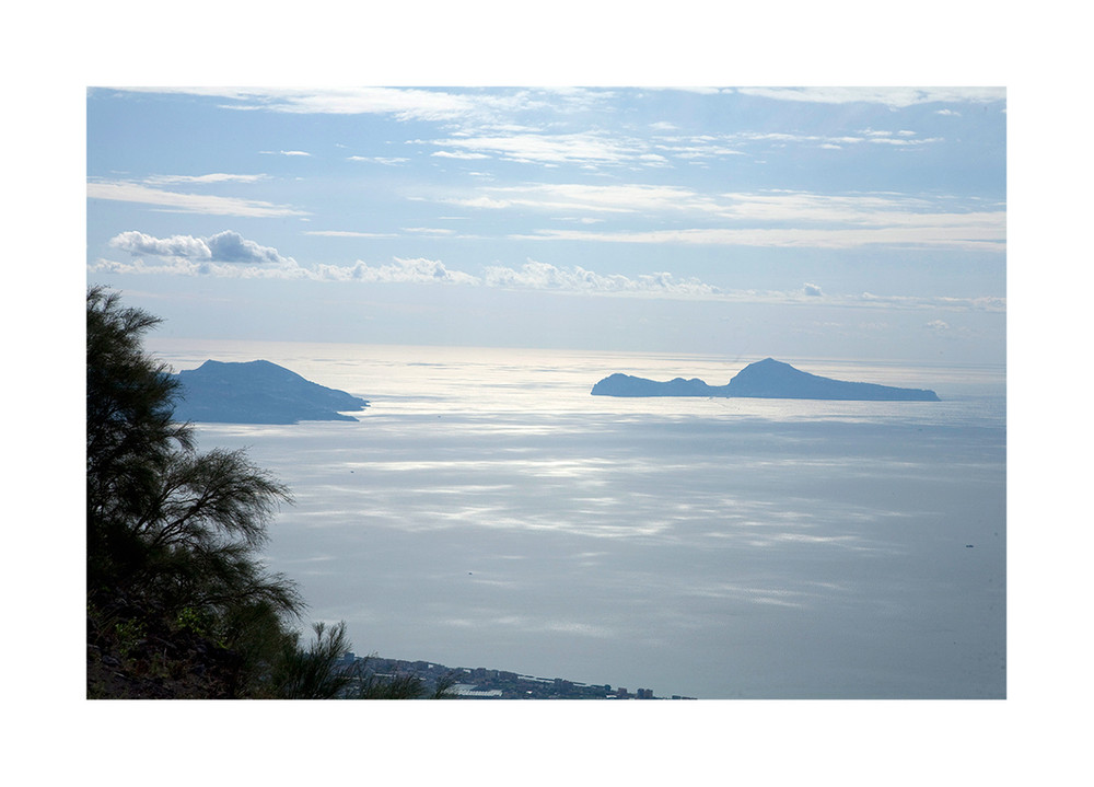 Blick auf Capri und Golf von Sorrent