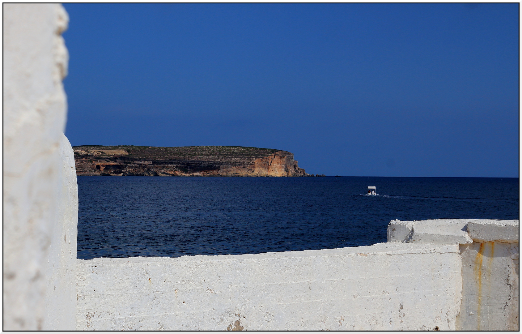 Blick auf Comino