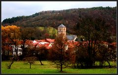 blick auf creuzburg mit  nikolaikirche