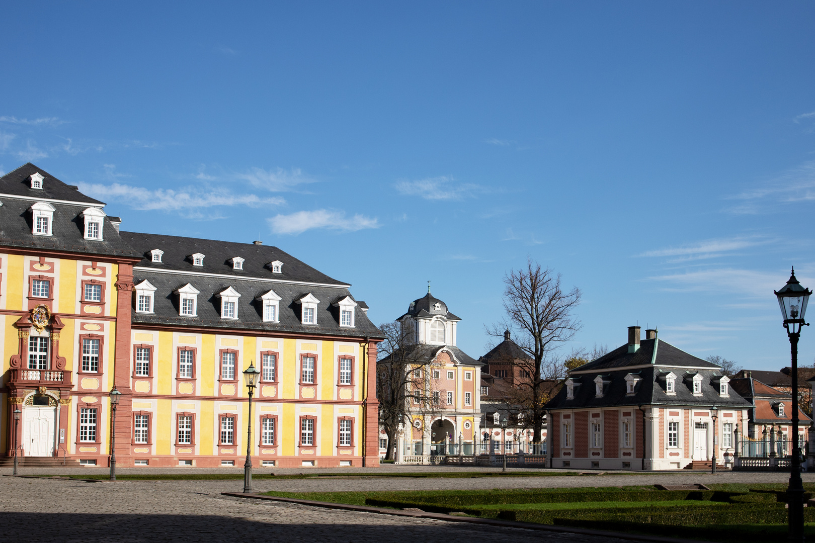 Blick auf Damianstor und Justizvollzugsanstalt