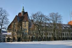 Blick auf das alte Polizeihaus