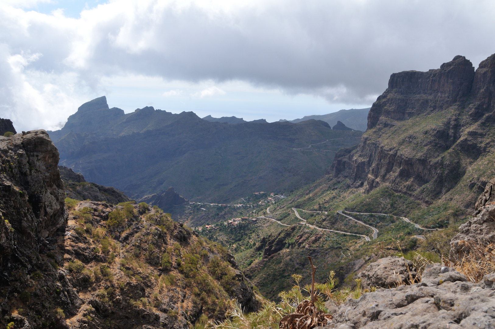 Blick auf das Bergdorf Masca im Teno-Gebirge