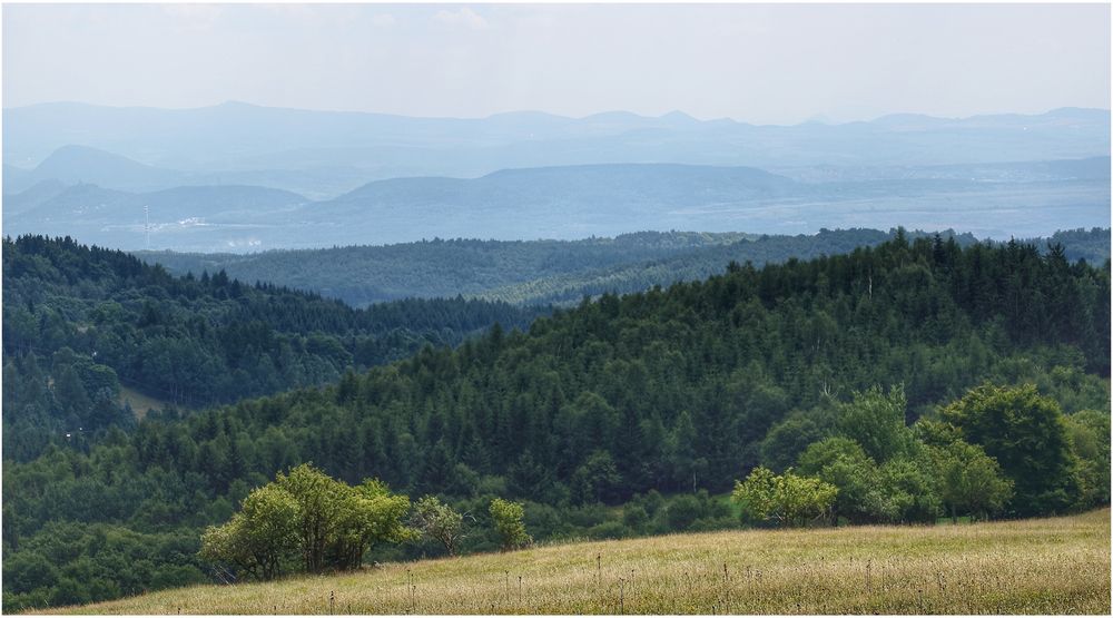 Blick auf das Böhmische Mittelgebirge