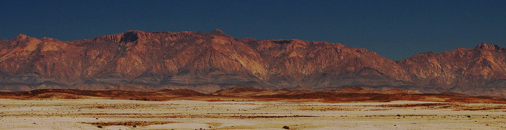 Blick auf das Brandbergmassiv